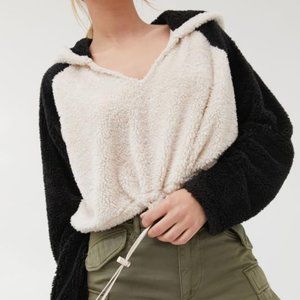 NEW Urban Outfitters Cozy Faux Fur Hoodie Sweatshirt, Black White Panda, Small
